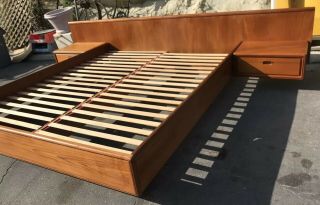 Danish Modern Teak Platform Bed W Floating Night Stands Cal King Vintage
