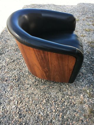 Milo Baughman Swivel Barrel Club Chair Cherry Wood 1967 Tagged 3