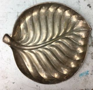 Vintage Leaf Shaped Brass Metal Serving Plate Party Tray Platter 14 " Large