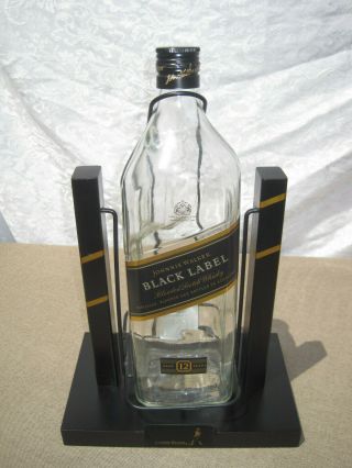 Vintage Johnnie Walker Black Label Bottle Wood Swing Cradle Stand Half Gallon