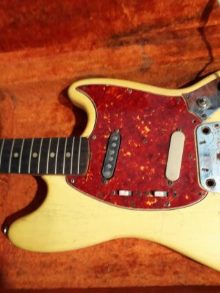 Vtg 1965 Fender Mustang Electric Guitar W/ Hard Case/Whammy Bar For PARTS/REPAIR 3