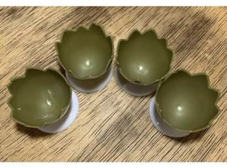 Vintage Egg Cup Holders Set Of 4 Plastic Avocado Green /White Holder Easter 3