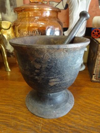 Big Vintage/antique Cast Iron Mortar And Pestle 7 " Tall & Over 11 Pounds