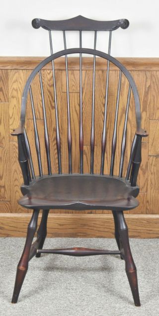 D.  R.  Dimes Windsor Chair Bow - Back Chair Armchair W Comb Back Williamsburg Style