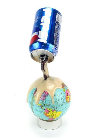 Vintage Promotional Pepsi Cola Can Pouring On Globe 3
