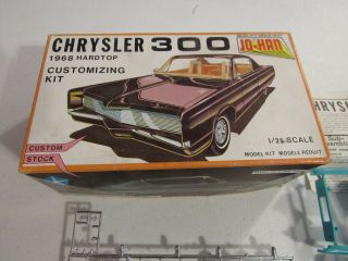 Jo - Han 1968 Chrysler 300 Hardtop Model Kit C - 5468 1/25 Scale Opened Complete