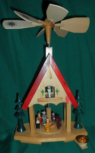 Vtg Wooden Erzgebirge Christmas Mini Nativity Carousel Spins German Handmade Euc