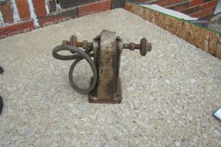 Vintage Craftsman 6 " Cast Iron Belt Driven Bench Top Grinder 1/2 " Shank
