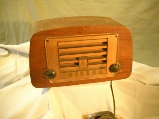 Vintage Emerson Tube Table Radio Wood Case Model 588a Eames Design