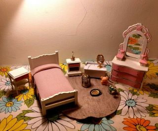 Wooden Dollhouse Furniture White & Pink 1:12 Bedroom Birdcage Mirror Taiwan