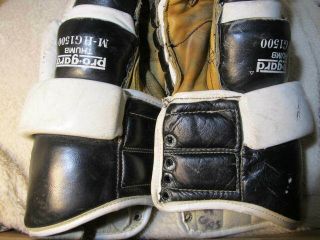 Vintage CCM hockey gloves All Leather Pro guard 1500 3