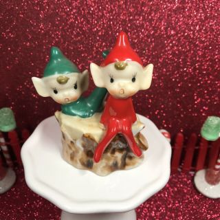Vtg Two Red Green Pixie Elves Sitting On A Stump Christmas Figurine Japan