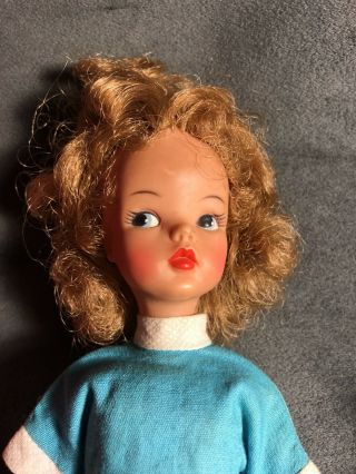 1960 ' s IDEAL TOY CORP BLONDE TAMMY DOLL BS - 12 W/STAND & BOX Outfit 3