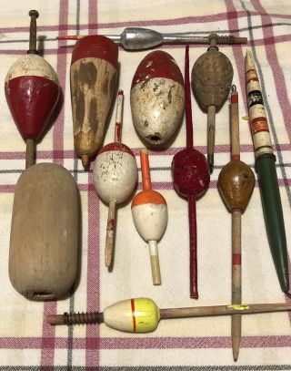 Group Of Vintage Fishing Lures Bobbers,  Floats Corks Humps Pico,  Bingo Decorate,