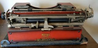 RED ROYAL Model P TYPEWRITER w/ no Case Antique Vtg Portable Duotone 3