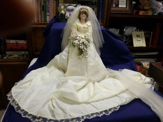 Vintage Porcelain Doll Bride Princess Diana 19 " In Wedding Gown By Danbury