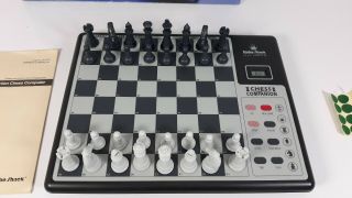 Vintage Radio Shake Sensory Chess Computer Companion Chess 2