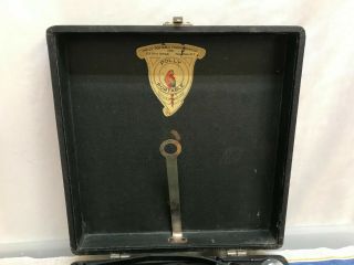 VINTAGE 1922 POLLY PORTABLE 78RPM PHONOGRAPH - - RECORD PLAYER IN CASE - - WIND UP 3
