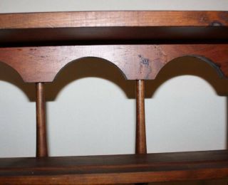 Vintage Wooden Wall 18 Tea Cup And Saucer Curio Shelf / Collectible Display