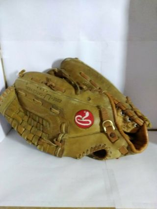 Rawlings Baseball Glove 12.  5 Vintage