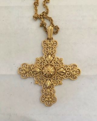 Gorgeous Large Vintage Signed Trifari Ornate Openwork Cross Pendant Necklace