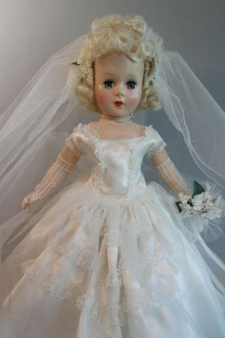 17 " 1950s Vintage Nancy Ann Style Show Plastic Bride Doll