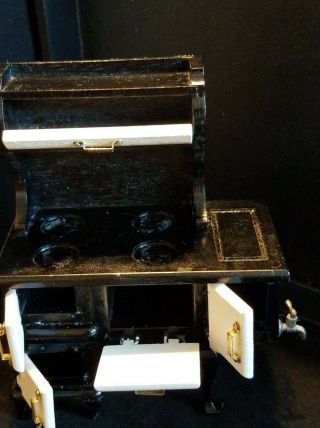 Miniture Dollhouse Vintage Black And White Wood Burning Cook Stove 2