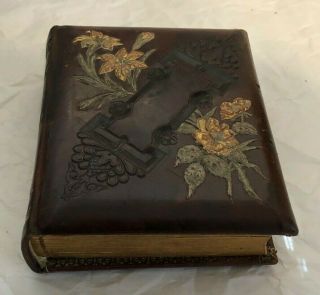 Antique Victorian Brown Leather Photo Album With 28 Pictures