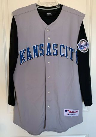 Kansas City Royals Majestic Team - Issued Gray Road Jersey (size 42)