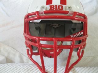 Riddell Speed Wisconsin Badgers Heavy Duty,  NCAA College Football Game Helmet 2