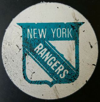 YORK RANGERS VINTAGE NHL APPROVED VICEROY MFG CANADA OFFICIAL GAME PUCK 3