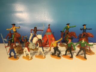 Vintage Unbranded Plastic Cowboy Indians Horses Teepee Timpo Swollet Look A Like