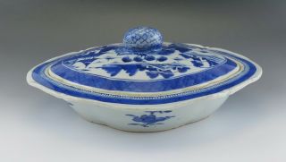 Antique C1860 Porcelain Chinese Canton Blue Willow Covered Vegetable Dish