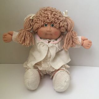 Vintage 1983 Cabbage Patch Doll Made In Hong Kong Hm 2 Freckles Green Eyes