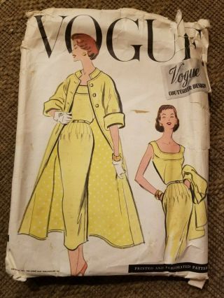 Vintage Vogue 1957 Couturier Design Dress Coat Pattern 949 Size 16