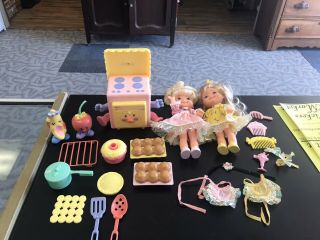 Vintage 1988 Mattel Cherry Merry Muffin Dolls Oven And Accessories