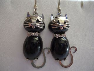 Vintage Rare Black Lucite Plastic Kitty Cat Earrings Signed Om/uo 65.