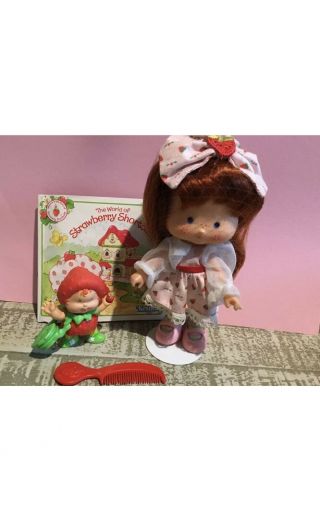 Vintage Strawberry Shortcake Doll Berrykin