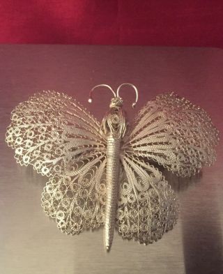 Gorgeous Vintage Large Silver Butterfly Filigree Ladies Brooch Pin.