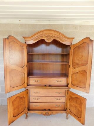 Thomasville French Louis XV Style Linen Press Armoire Chest Cabinet 82.  5 