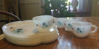 Vintage Fire King Atomic Flower Cannabis Snack Plates And Cups Set Of 4