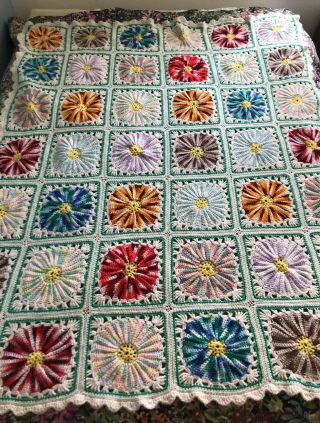 Vintage Hand Crocheted Granny Square Afghan Retro Daisy Multicolor 62”x74”