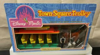Vintage Walt Disney World " Disney Magic " Town Square Trolley W/conductor& Horse