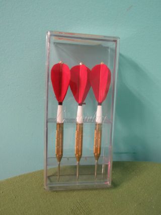 Vintage Accudart Brass Darts Feather Plastic Case Usa Heavy Red
