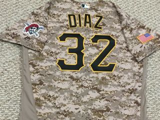 Elias Diaz Size 48 32 2015 Pittsburgh Pirates Game Jersey Camo Issued Mlb Holo