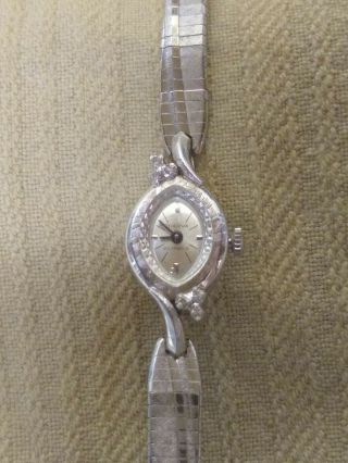 Vintage Ladies Bulova 10k Gold Plate Diamond Watch M7 5at 23 Jewel Runs