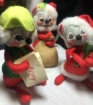 Vintage Annalee Doll Christmas Mouse Caroller Mouse Mr & Mrs Claus Rare Set
