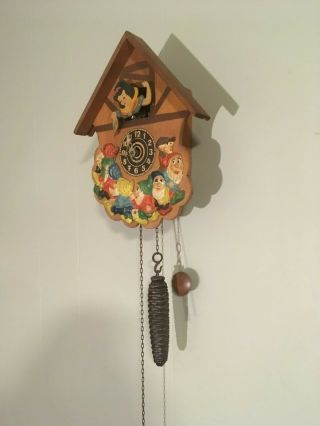 Disney Vintage Snow White 7 Dwarfs Wood Mechanical Weight Pendulum Clock Austria