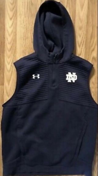 Notre Dame Football 2018 Team Issued Under Armour Cut Off Hooded Sweatshirt 2xl