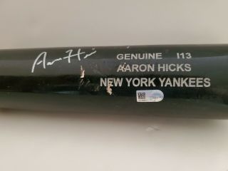 York Yankees Aaron Hicks Game Signed Bat - Mlb Certified